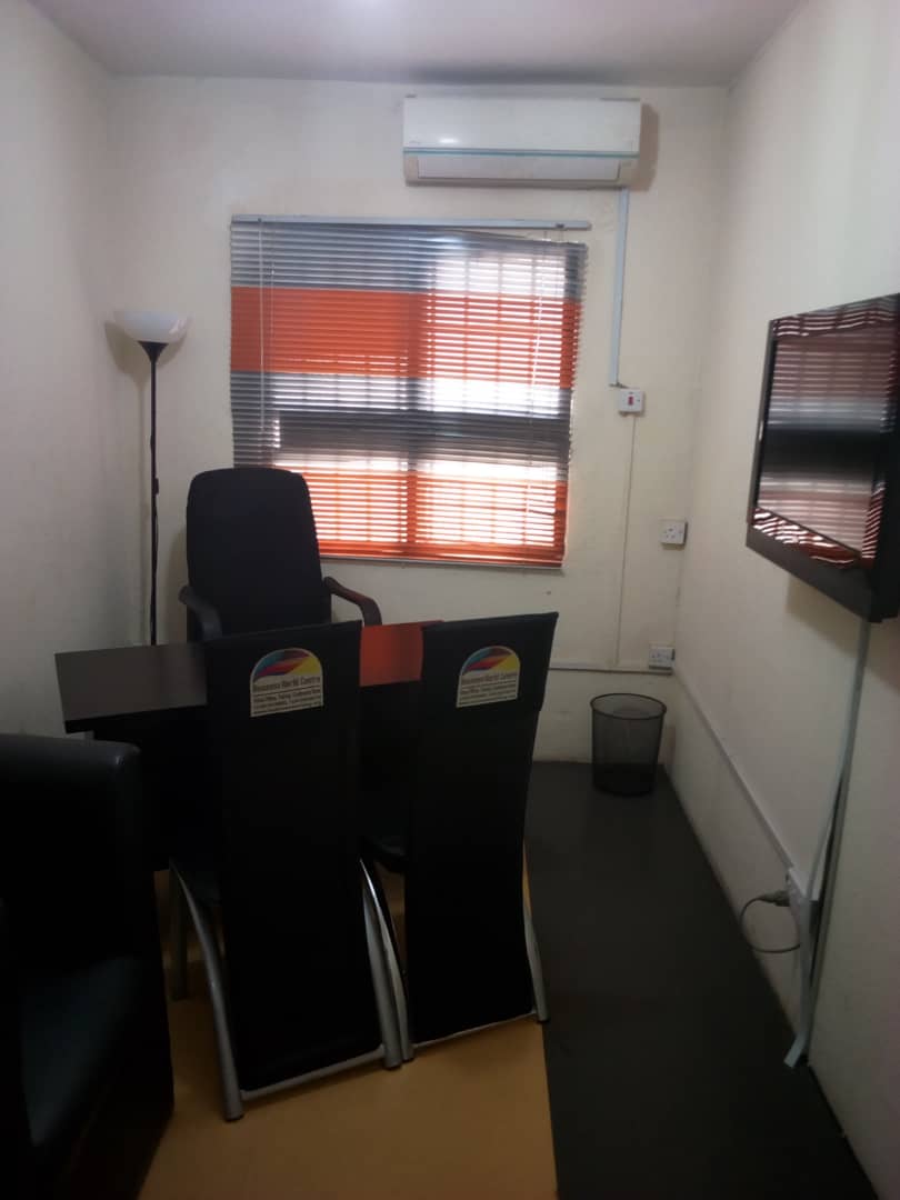 A WELL FURNISHED OFFICE SPACE FOR RENT